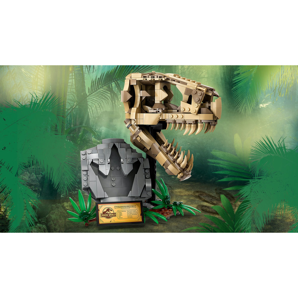 LEGO Jurassic World Dinosaur Fossils: T. rex Skull Set 76964 (577 Pieces) - Image 3