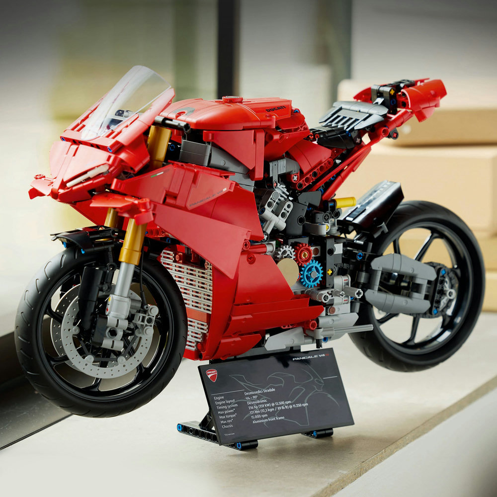 LEGO Technic Ducati Panigale V4 S Motorcycle Model Building Set 42202 - Image 11