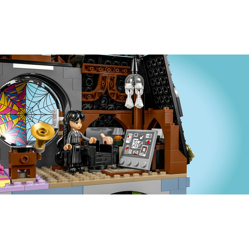 LEGO Wednesday & Enid’s Dorm Room Creative Toy 76781 - Image 5