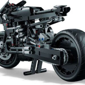 LEGO Technic THE BATMAN – BATCYCLE Set 42155 - Image 4