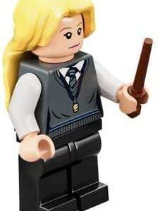 LEGO Harry Potter Luna Lovegood Minifigure from 75966 - Image 1