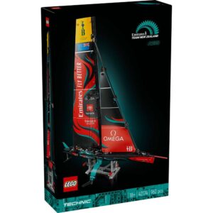 LEGO Technic Emirates Team New Zealand AC75 Yacht 42174 - Image 1