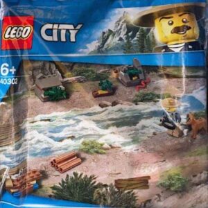 LEGO City Become My City Hero Polybag Set 40302 - Image 1