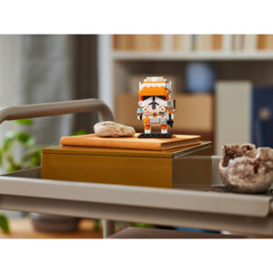 LEGO Star Wars Brickheadz Clone Commander Cody Set 40675 - Image 4